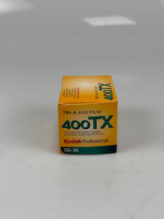 Kodak Professional Tri-X 400 Black and White Negative Film (35mm Roll Film, 36 Exposures)