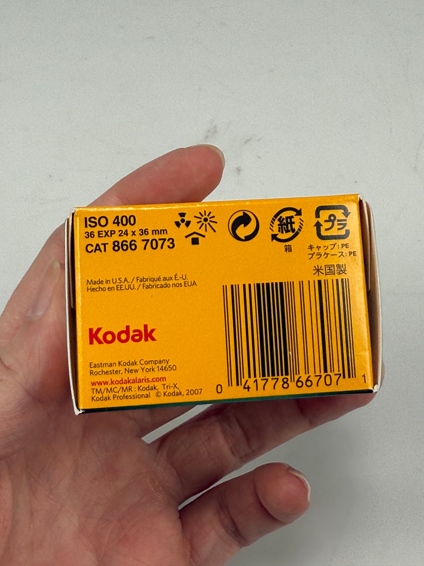 Kodak Professional Tri-X 400 Black and White Negative Film (35mm Roll Film, 36 Exposures)