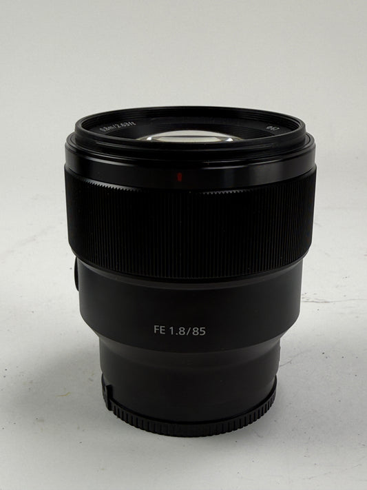 Sony FE 85mm f1.8 Lens