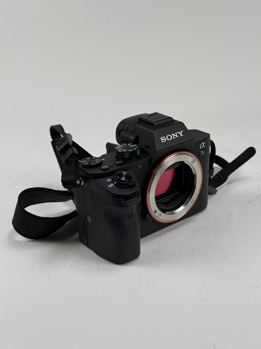 Sony Alpha A7 II/A7II 24.3MP Digital Camera - Body Only
