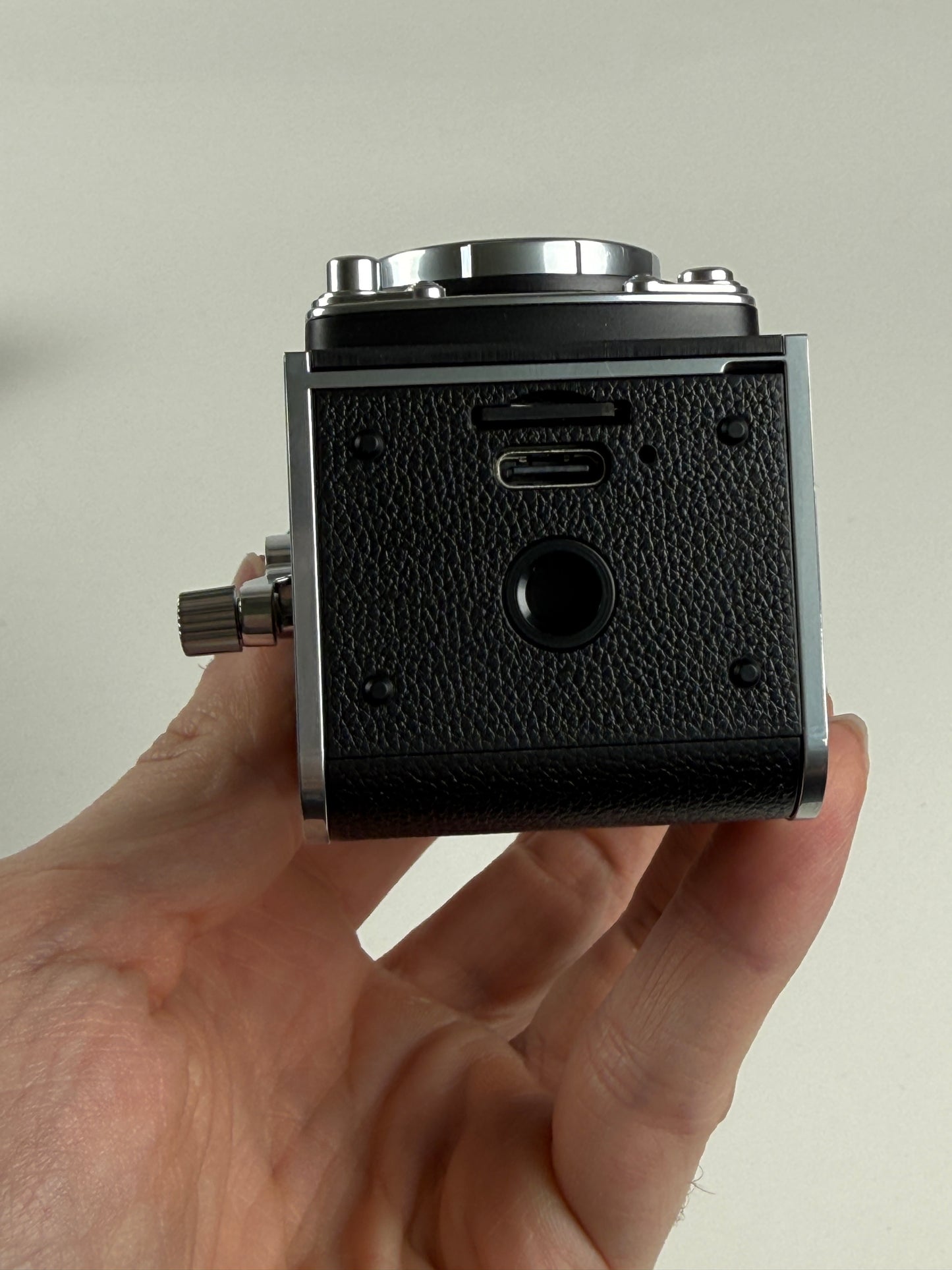 CHUZHAO Digital Camera Retro, 12MP Portable TLR Style Twin-Lens Vintage Camera