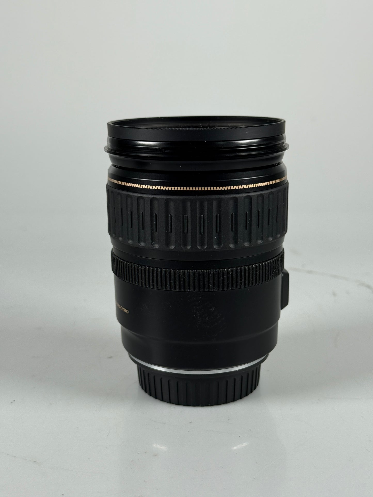 Canon EF 28-135mm f3.5-5.6 IS USM lens
