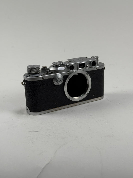 Leica IIIa Model G rangefinder 35mm camera body chrome