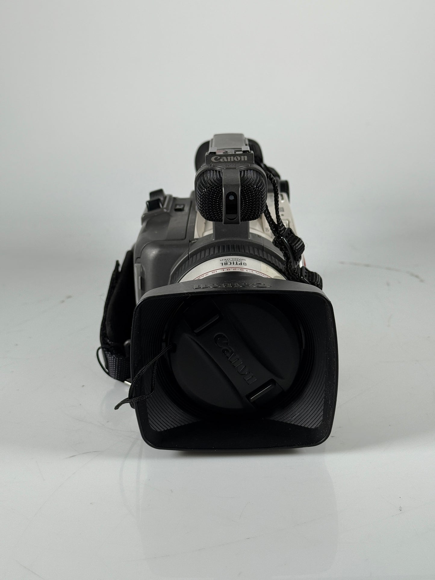 Canon GL1 Portable Handheld 3CCD Digital Mini DV Video Camera Camcorder