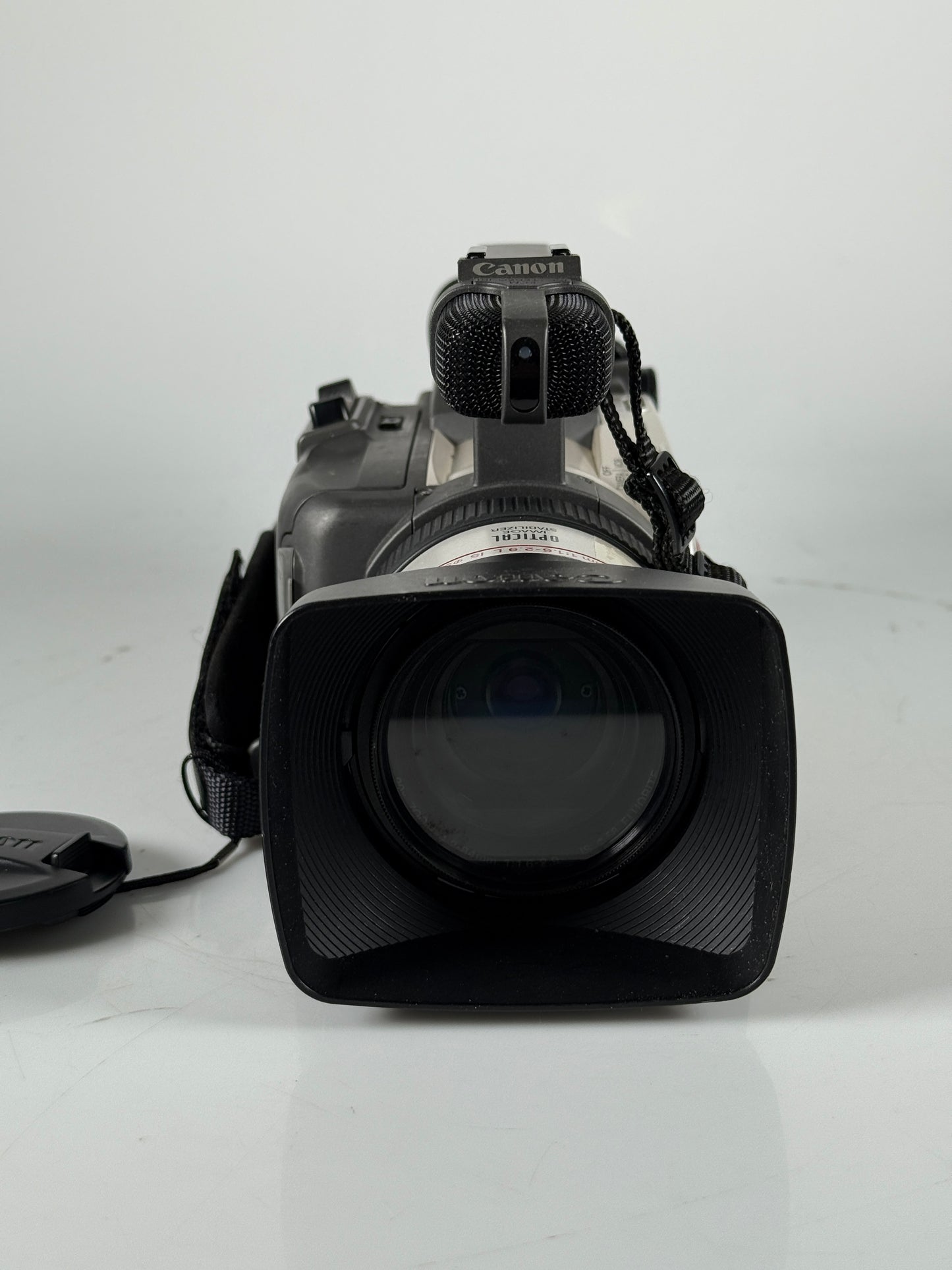Canon GL1 Portable Handheld 3CCD Digital Mini DV Video Camera Camcorder