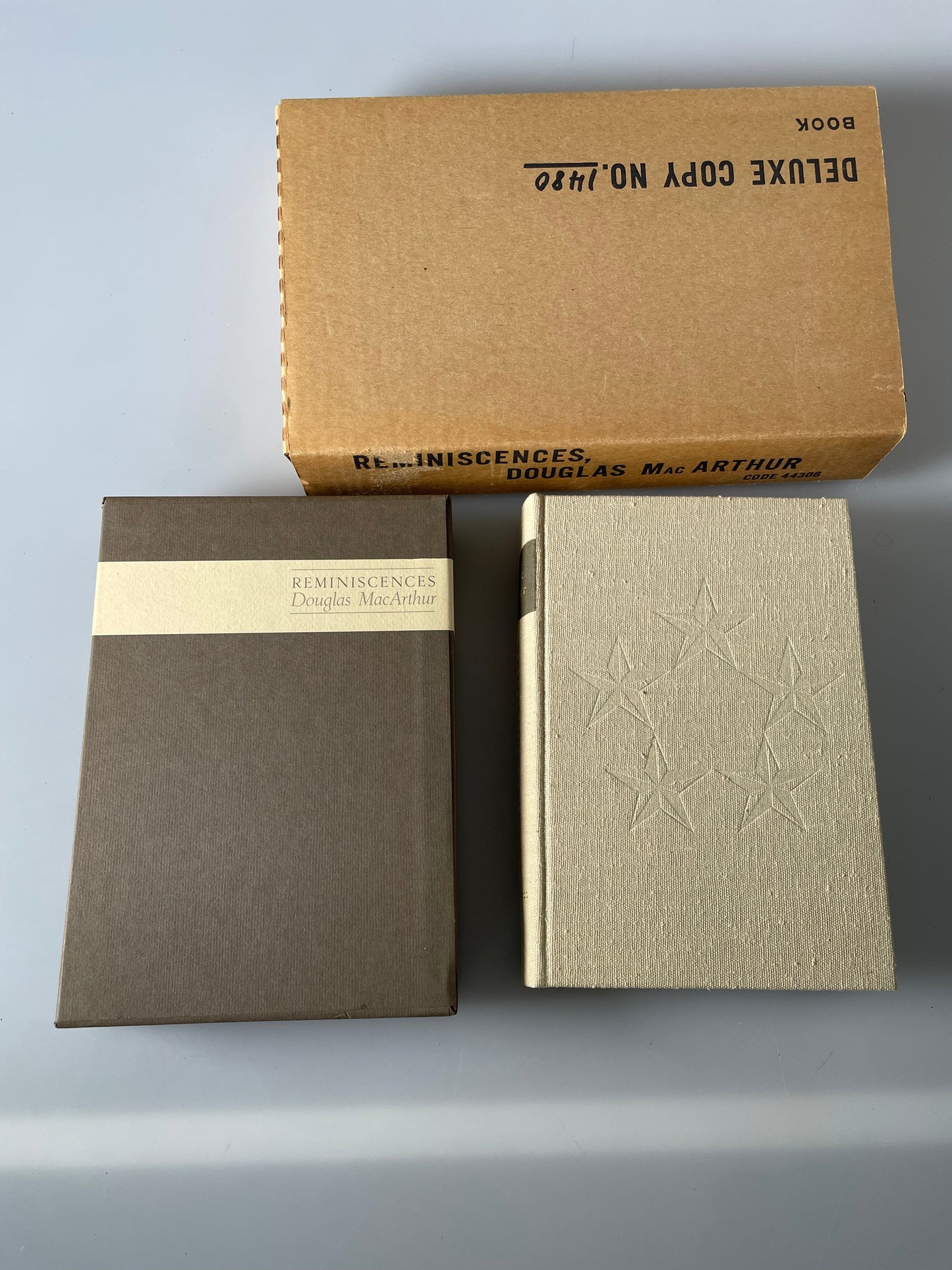 Special Limited Edition of "Reminiscences" SIGNED by General Douglas MacArthur 1479/1750