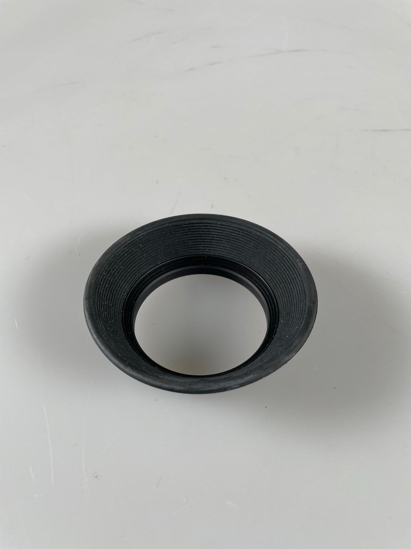 Genuine Olympus 28mm f2.8 & 28mm f3.5 49mm Rubber Screw In Lens Hood