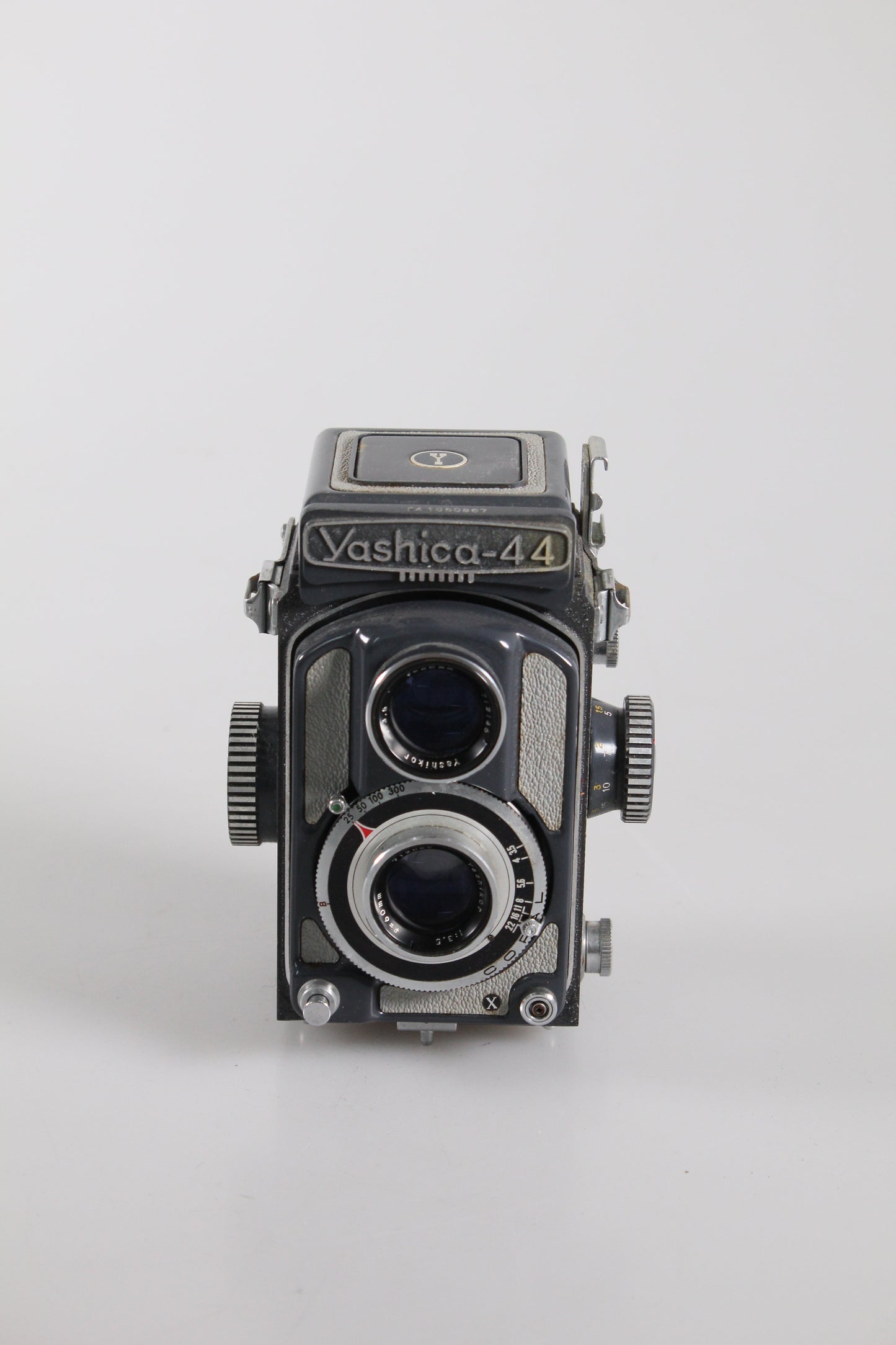 Yashica 44 A TLR Film Camera Yashikor 60mm F3.5