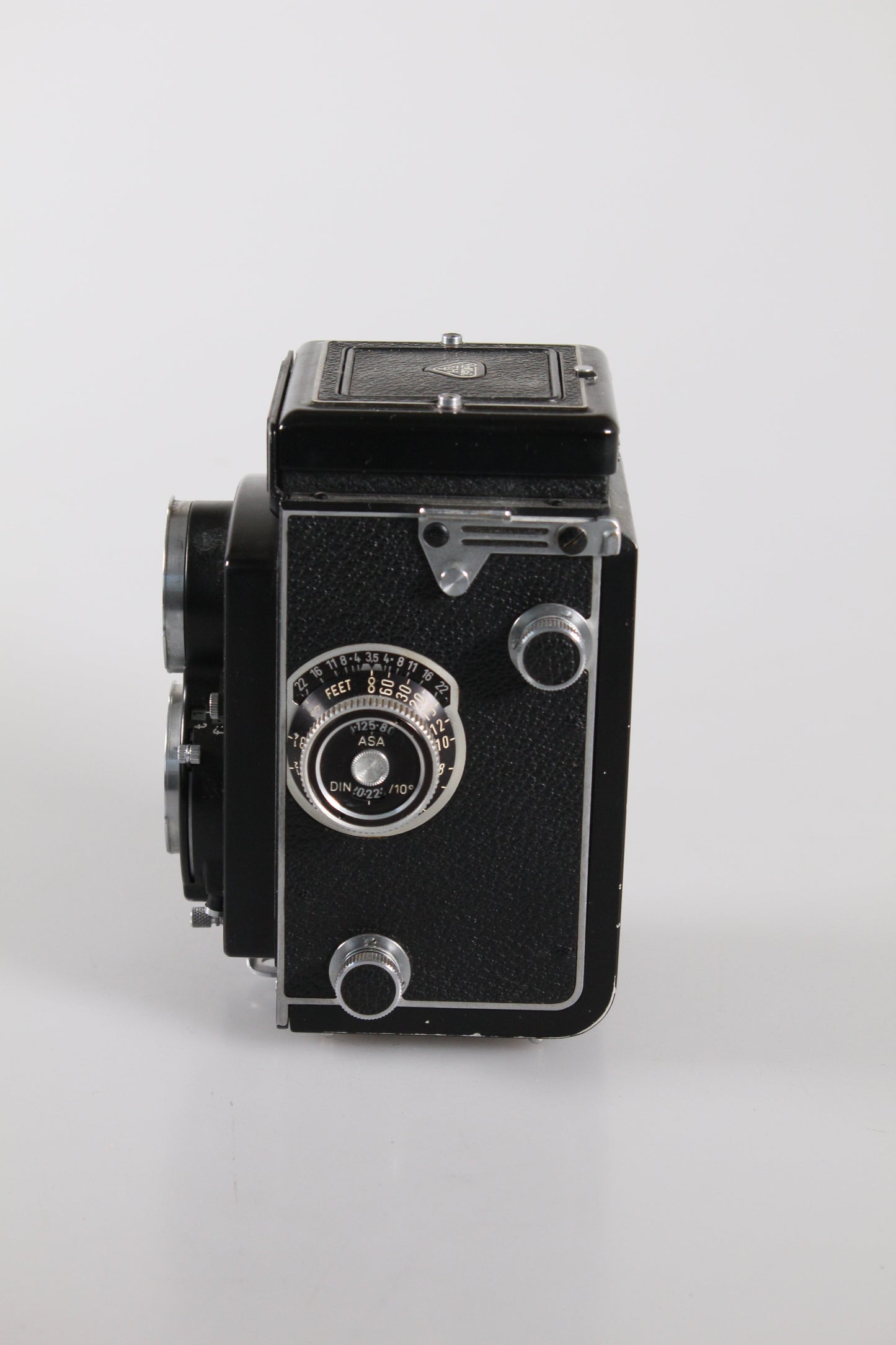 Rolleicord Va Type II Schneider Xenar 75mm f3.5 TLR Medium Format Camera