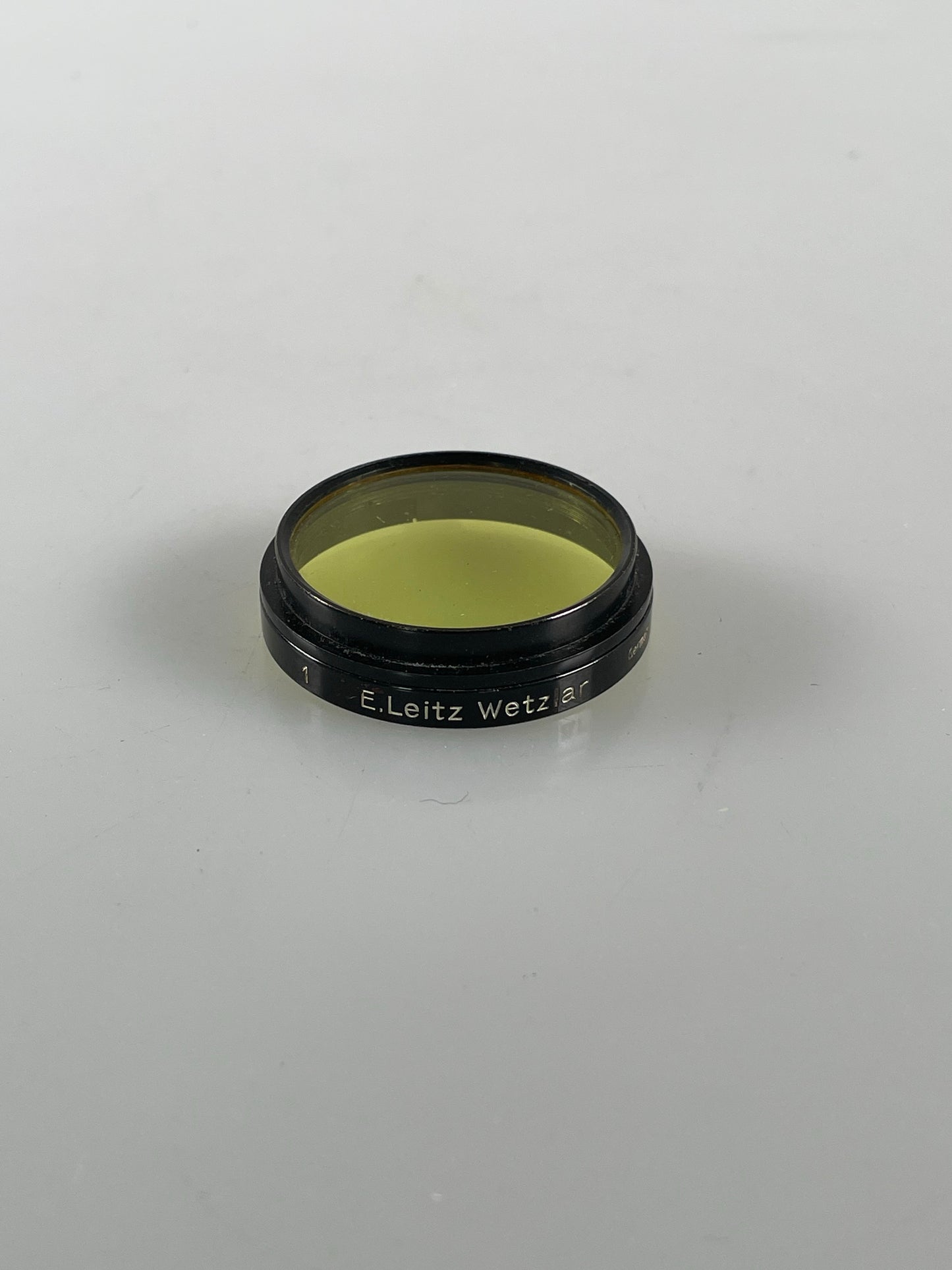 Leica A36 Yellow 1 Filter Black 36mm push on