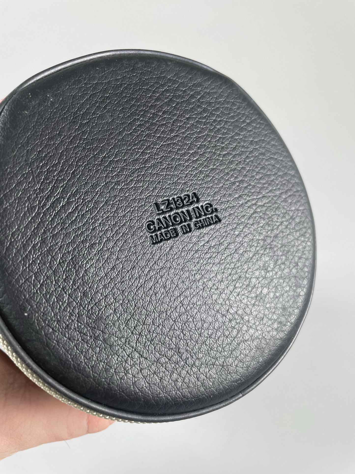 Canon LZ1324 Lens Case Bag for EF 70-200mm f2.8L IS 100-400mm 28-300mm