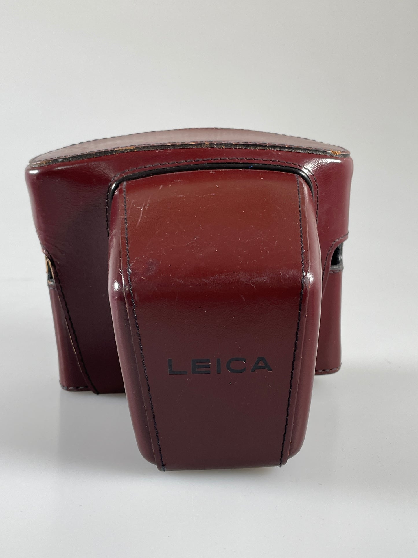 LEICA EVER-READY MAROON LEATHER CASE FOR LEICA R3