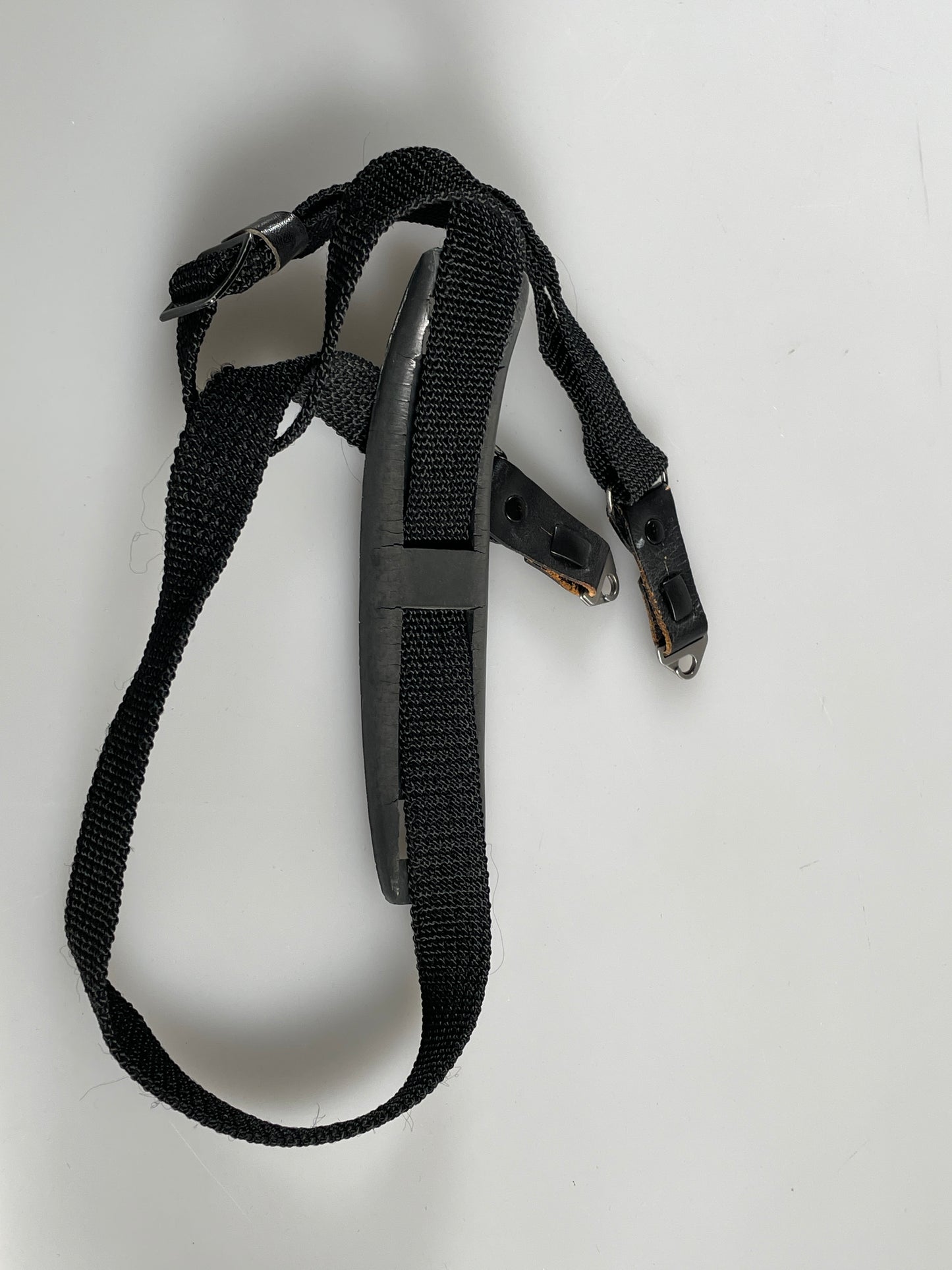Leica 14258 Camera Strap for R4 R5 R6 R7 Cameras