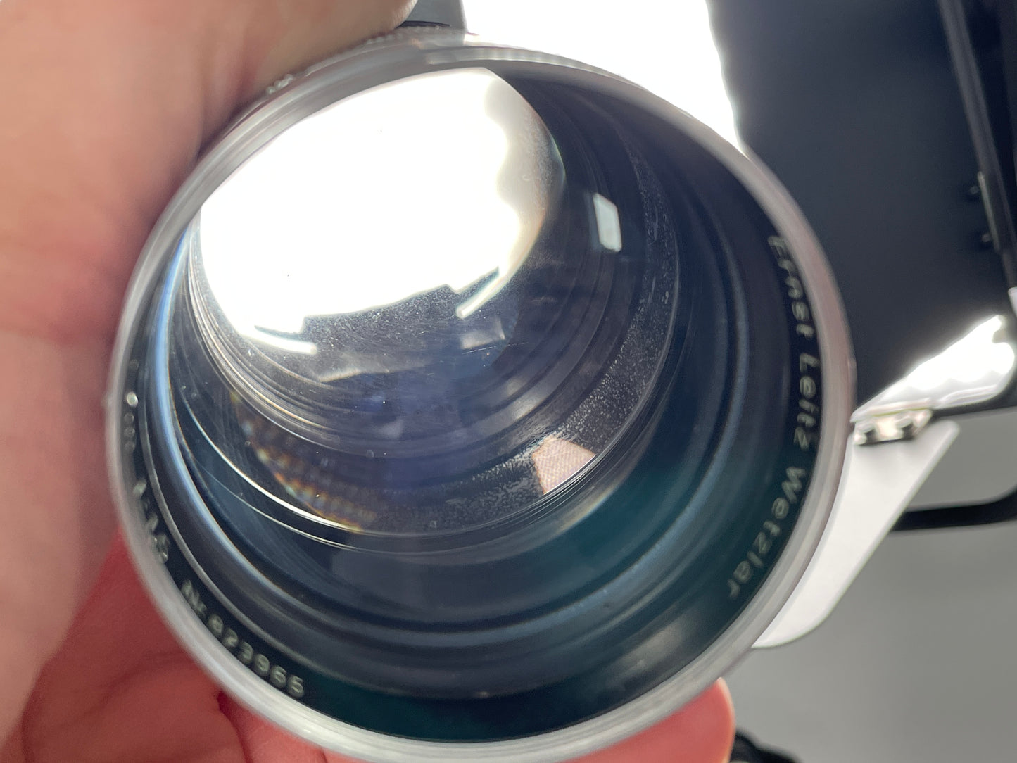 Leica Summarex 8.5cm 85mm f1.5 hood and caps Early Leitz in feet