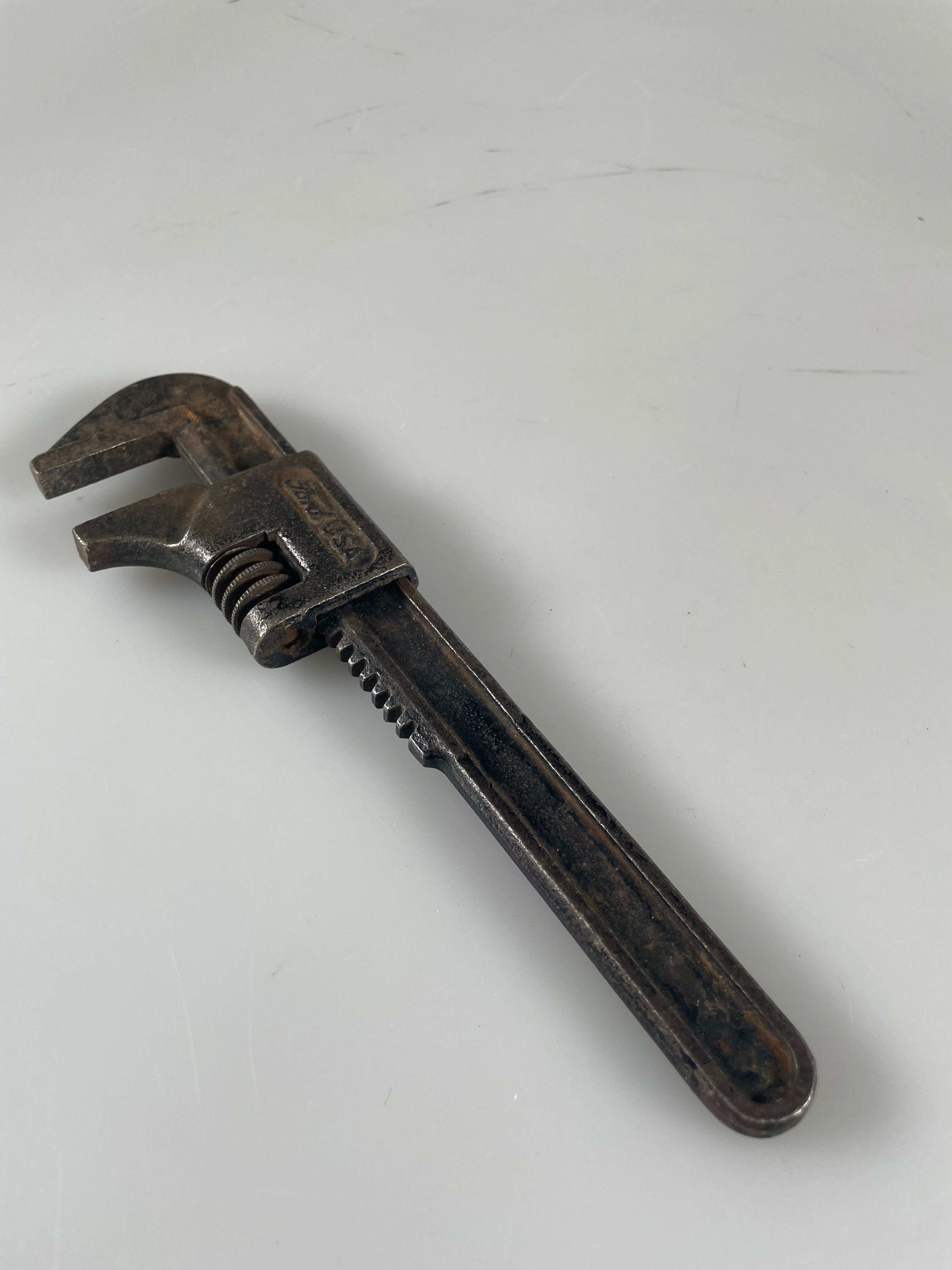 VINTAGE 8 INCH FORD USA ADJUSTABLE MONKEY WRENCH