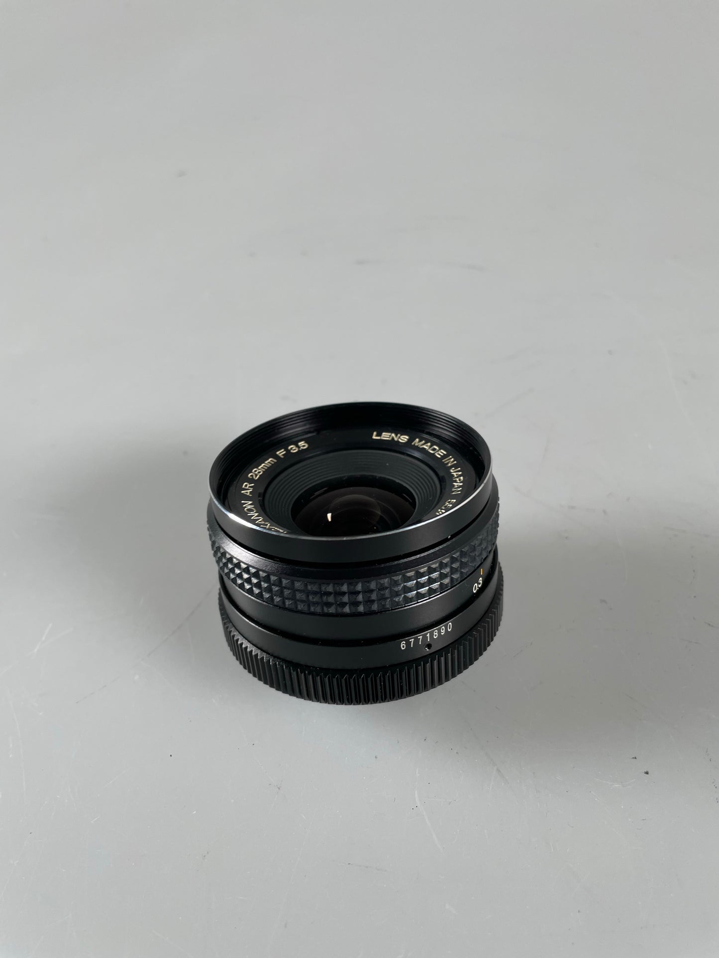 KONICA HEXAGON AR 28mm f3.5 AE WIDE ANGLE LENS