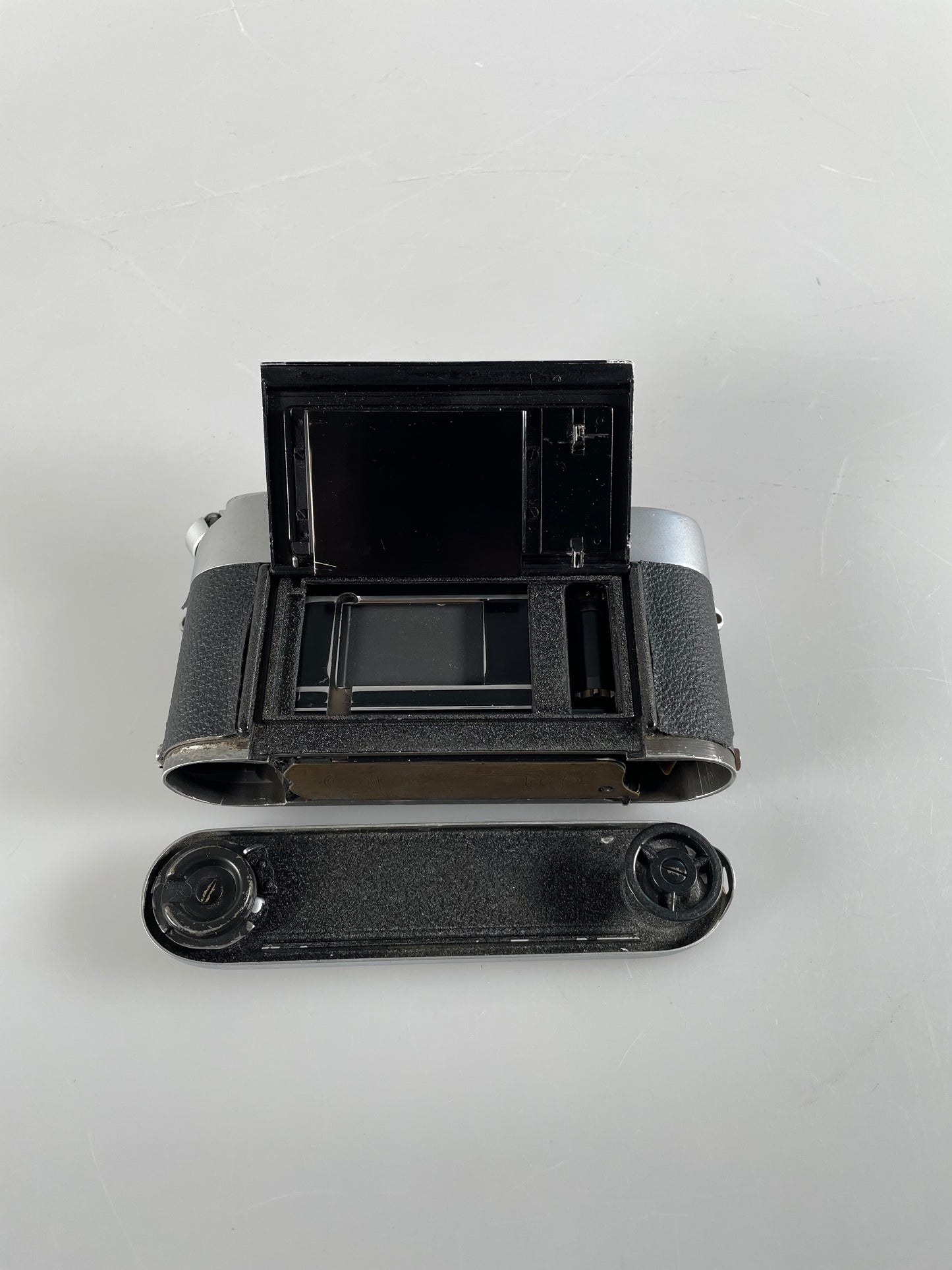 Leica MDa Chrome 35mm rangefinder film camera body