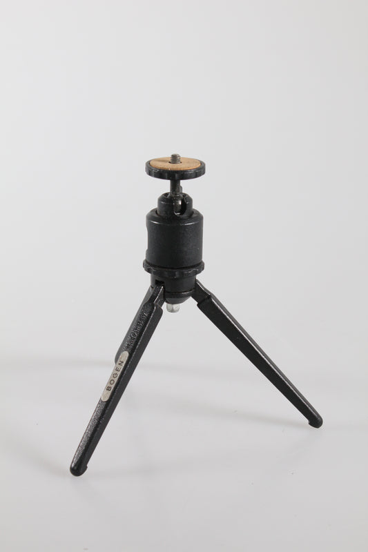 Bogen Manfrotto Table Top Tripod 3009 Micro Fluid Ball Head