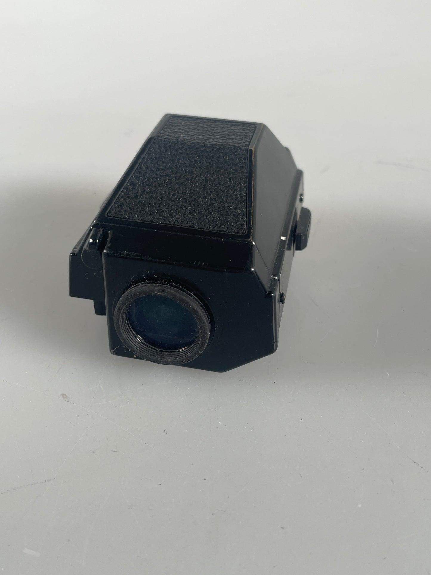Nikon DE-2 Eye Level Prism View Finder for Nikon F3 Series Black