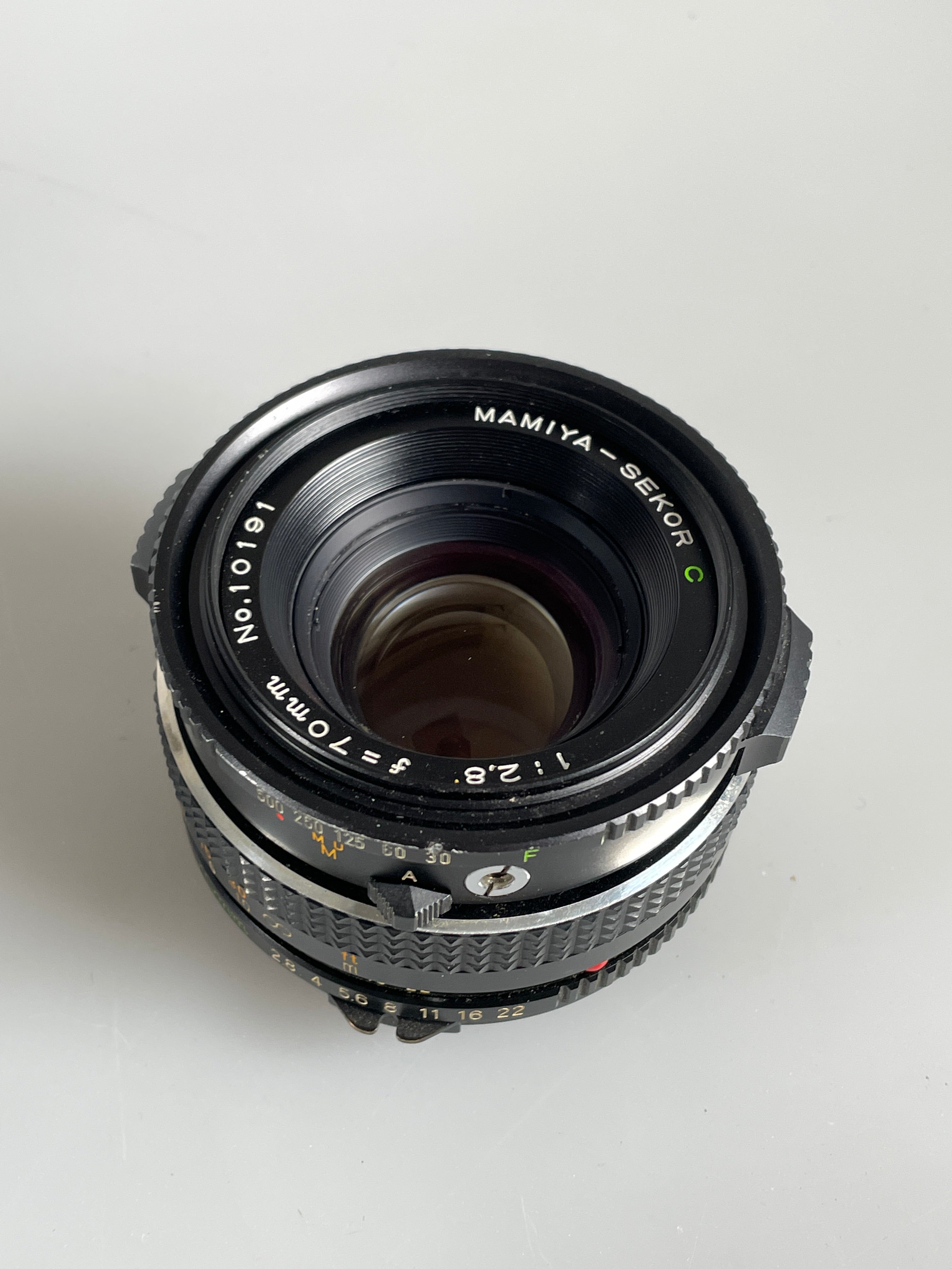 Mamiya Sekor C 70mm f2.8 Lens LS Shutter for M645 1000S super