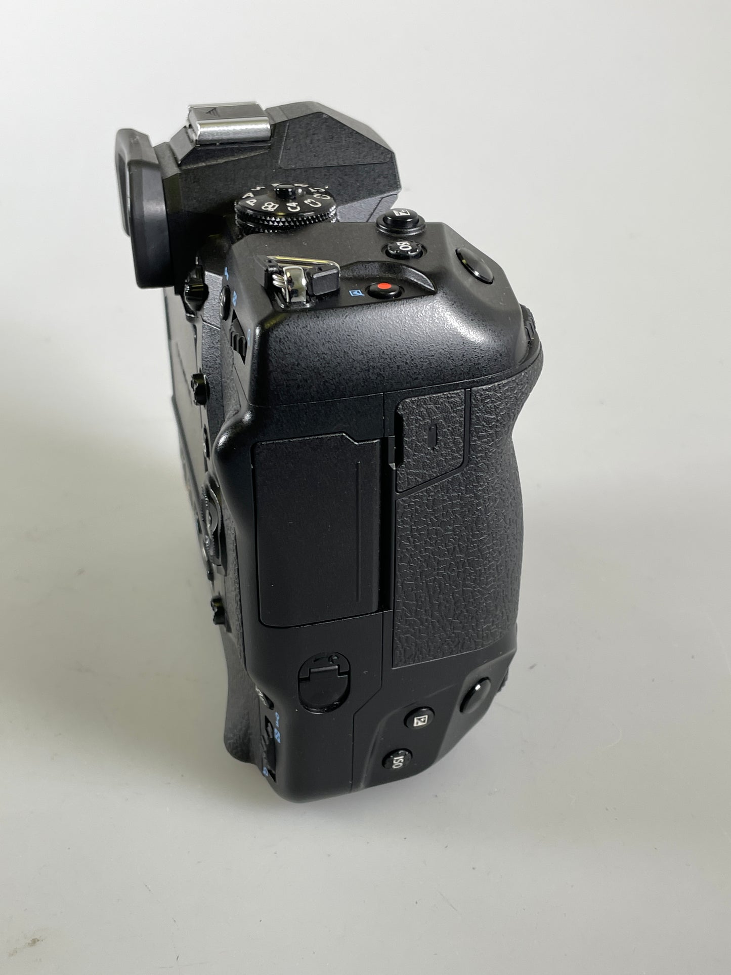 Olympus OM-D E-M1X Mirrorless Digital Camera