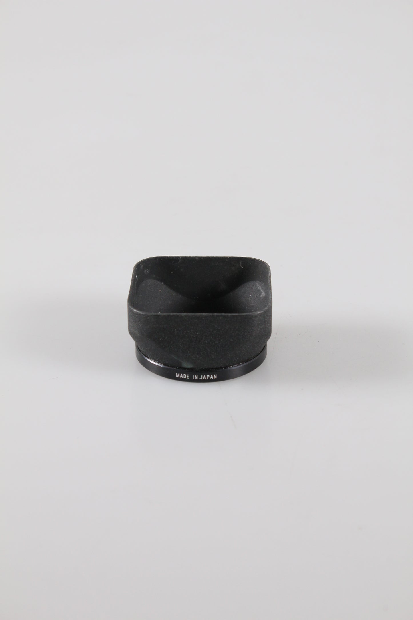 Mamiya C33 C330 C22 C220 Twin Lens Reflex TLR Lens Hood for 80mm f2.8
