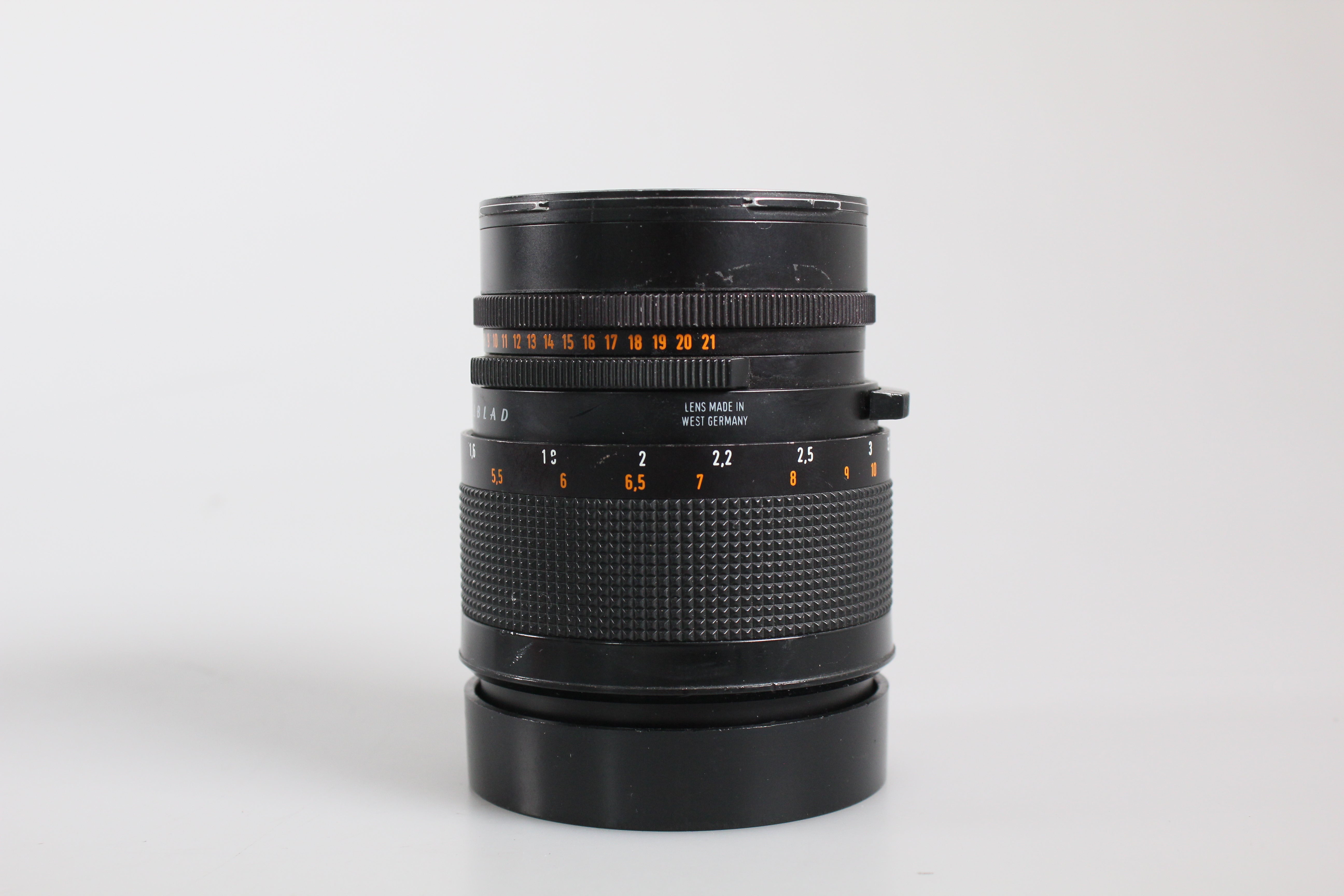 Hasselblad Carl Zeiss Sonnar CF 150mm f4 T* Lens – Cardinal Camera