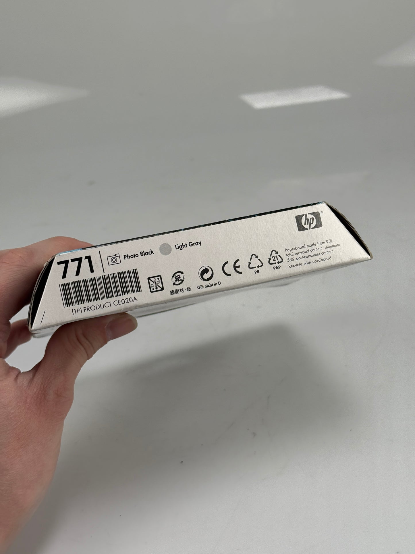 HP Genuine Printhead 771  Photo Black & Light Gray - CE020A EXP. 2019