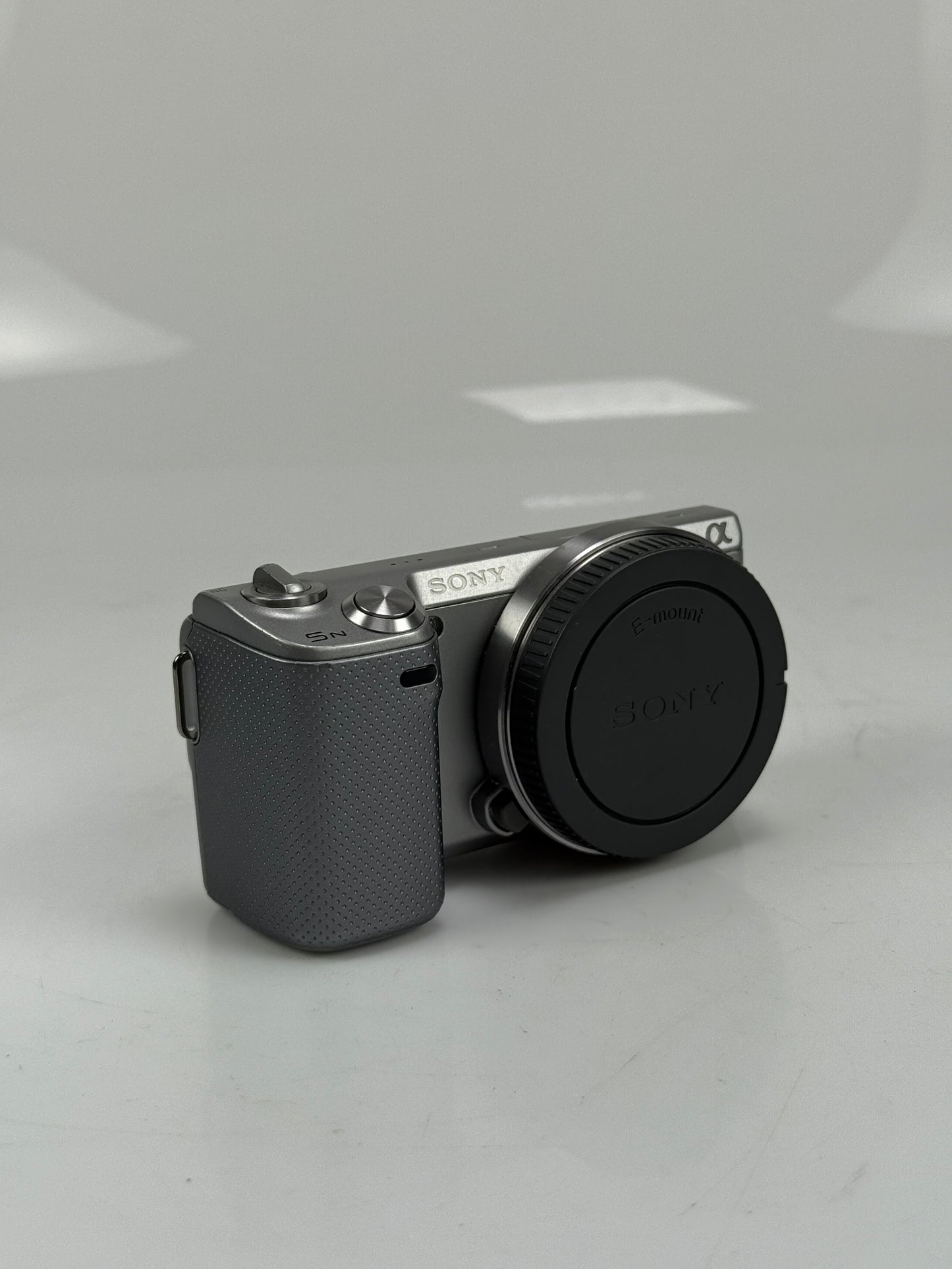 Sony Alpha NEX-5N 16.1MP black Digital Camera Body