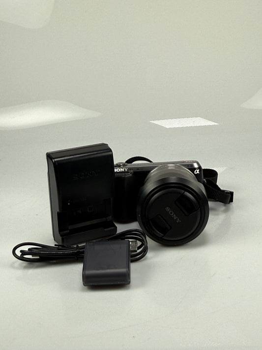 Sony Alpha NEX-C3 16.2 MP Mirrorless Digital Camera silver with 18-55mm lens kit