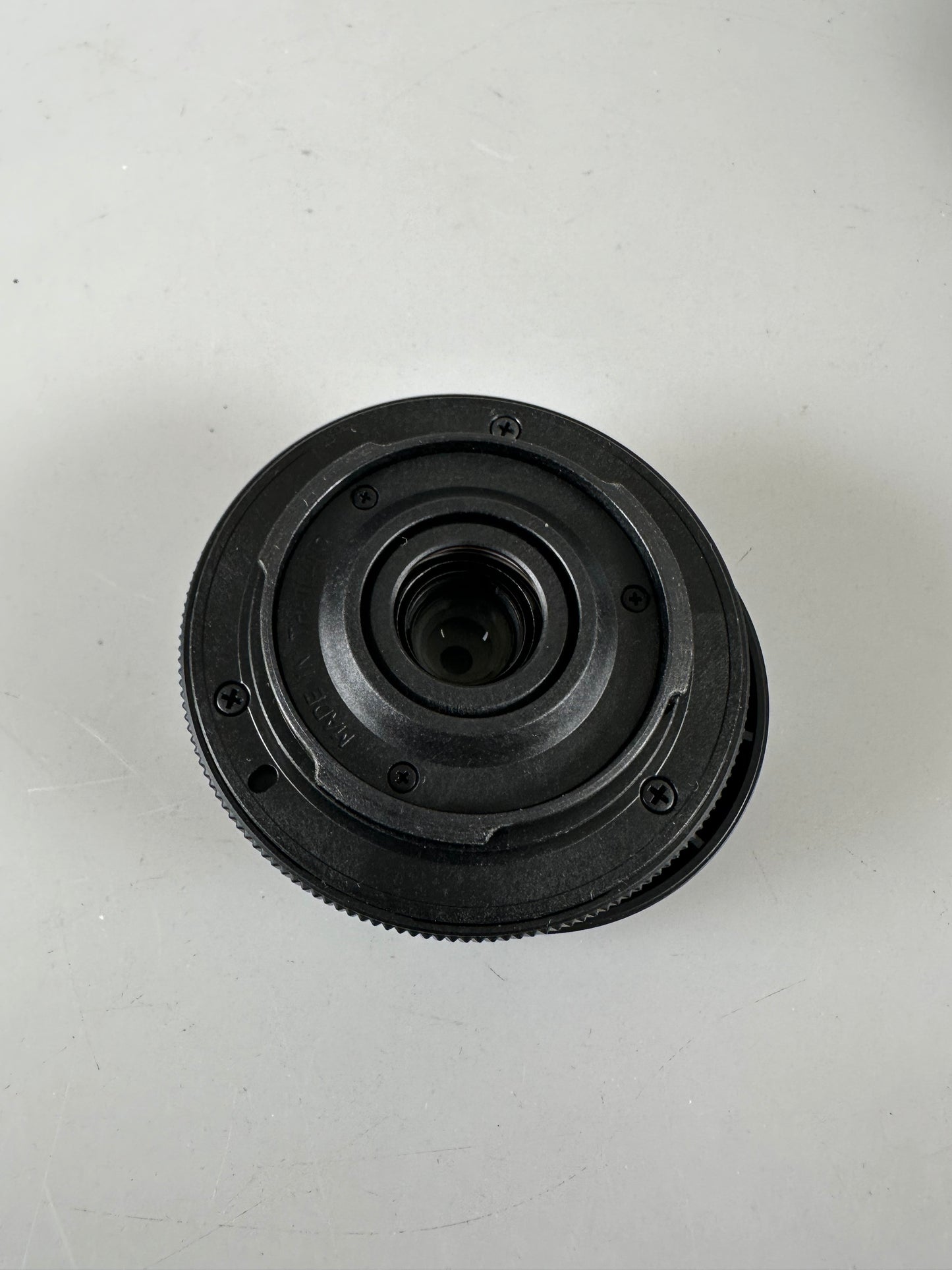 OLYMPUS 9mm F8 FISHEYE Fish-Eye Black Pancake Lens
