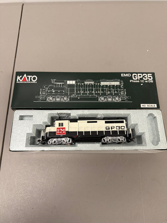 Kato EMD GP30 EMD GM 1965 Demo Custom By Southern Tier Modelworks