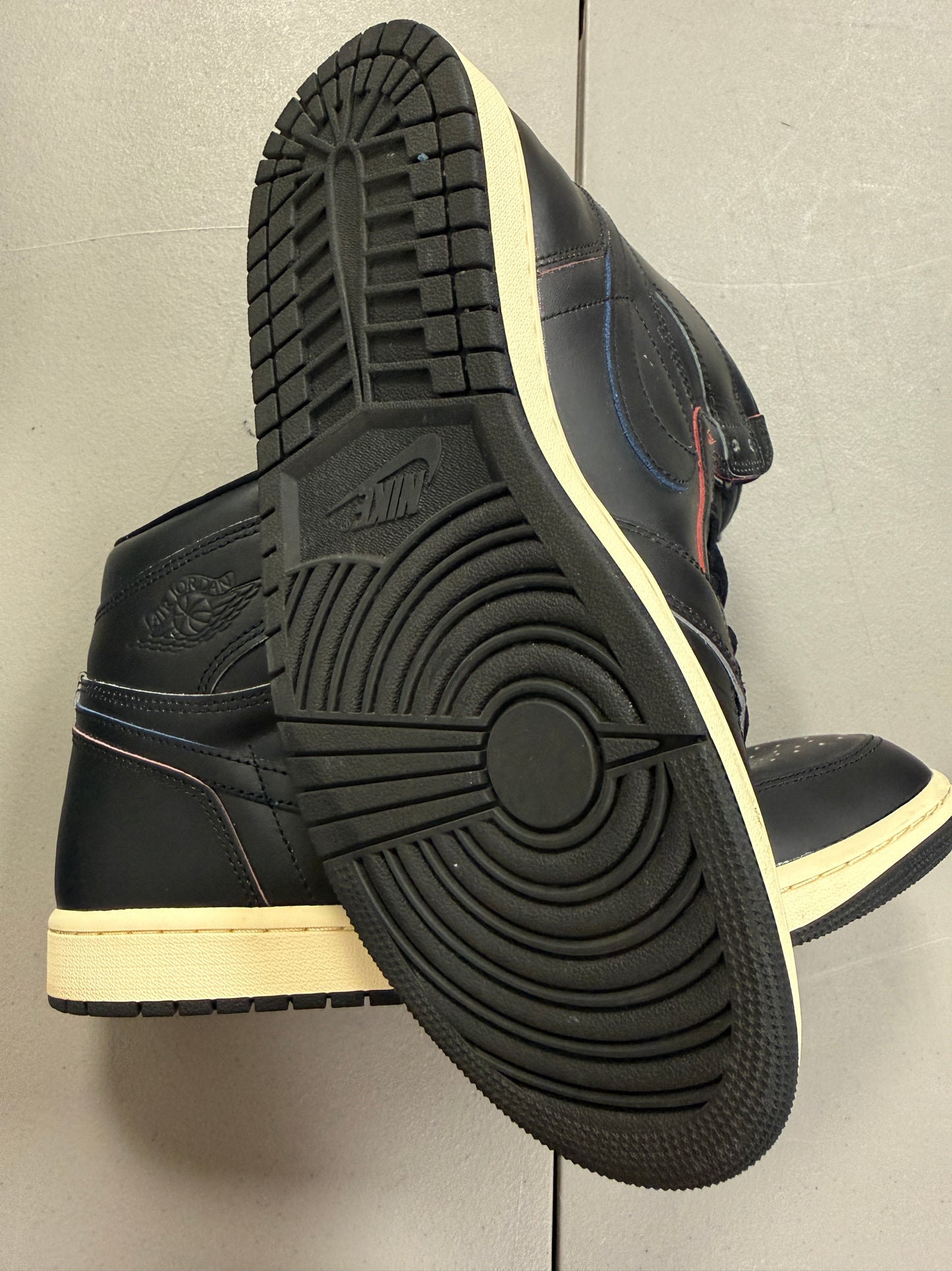 Air Jordan 1 Retro OG High Self Expression 11.5 DZ5485-002