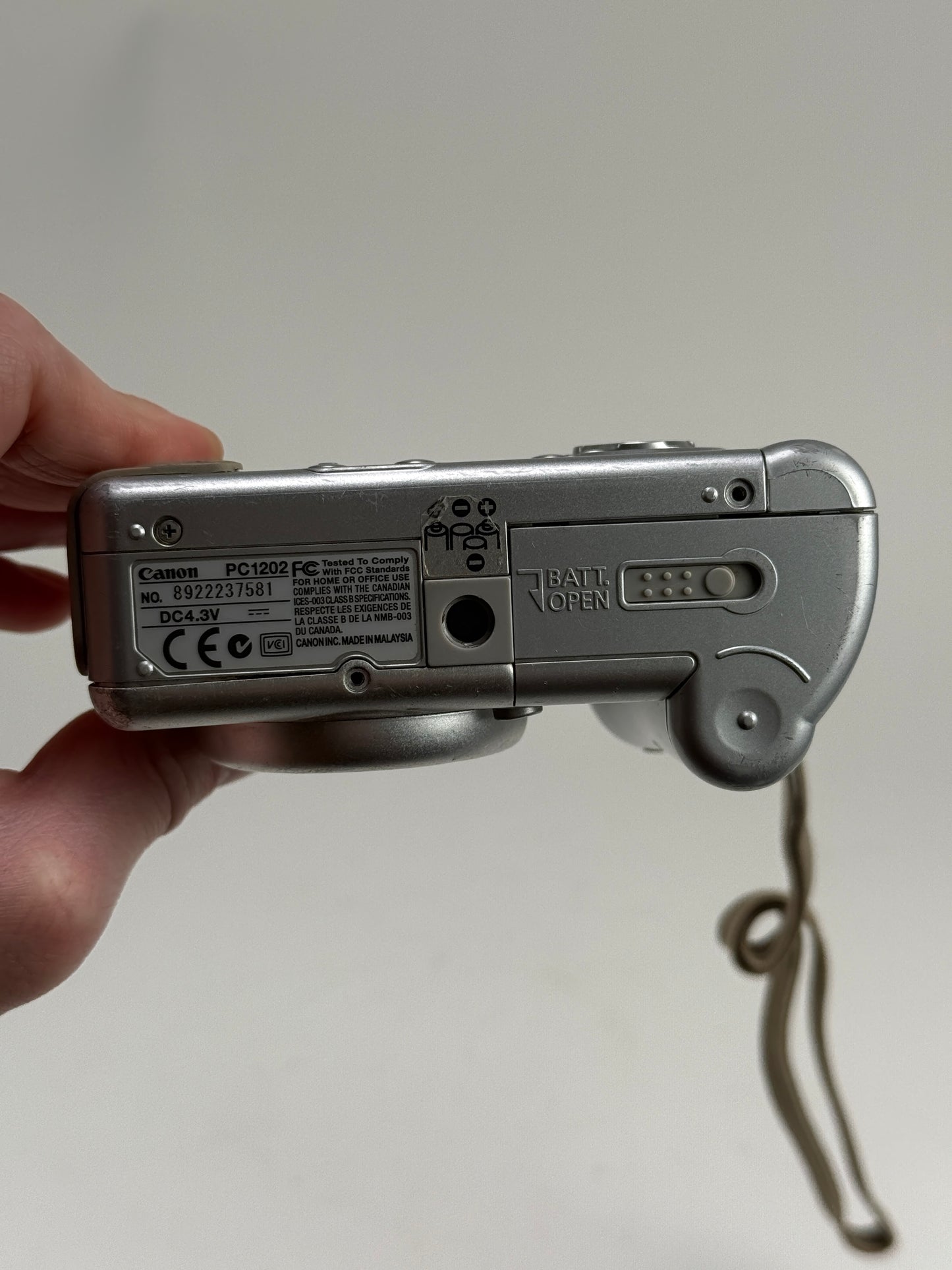 Canon - PowerShot A75 - Digital Camera - Compact 3.2 MP