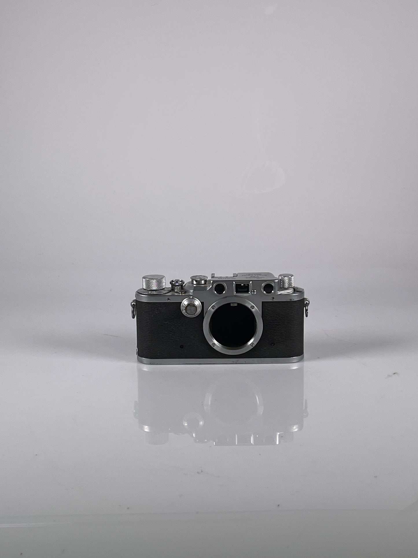 Leica IIIc rangefinder 35mm camera body