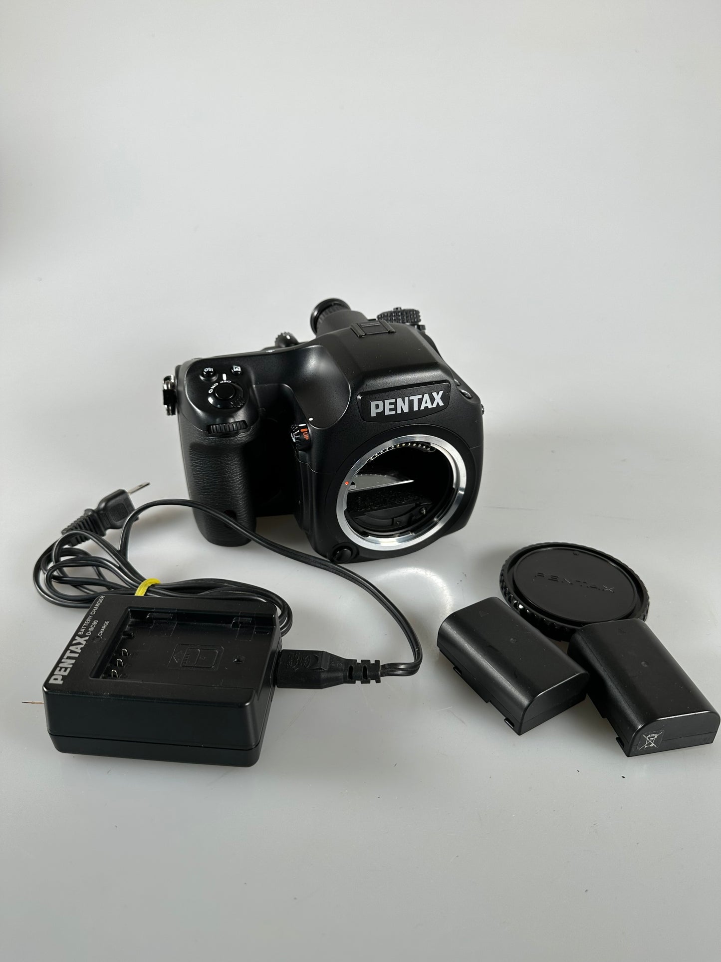 Pentax 645D 645 D Digital SLR Camera medium format