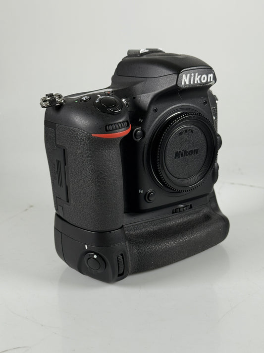 Nikon D750 24.3MP FX Digital Camera Body with grip