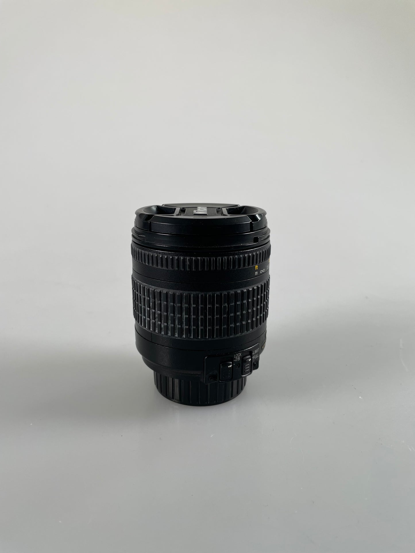 Nikon Zoom AF NIKKOR ED 28-200mm f3.5-5.6G Lens