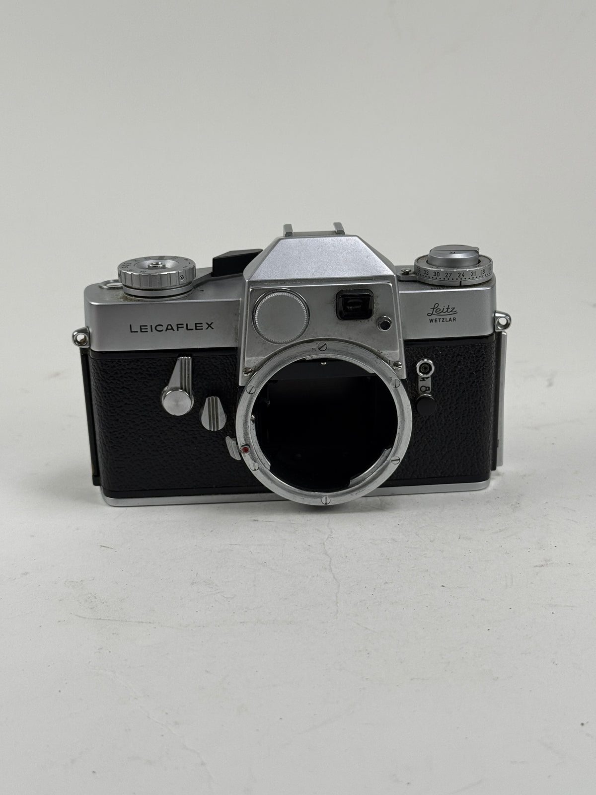 Leicaflex SL Chrome Body 35mm film camera