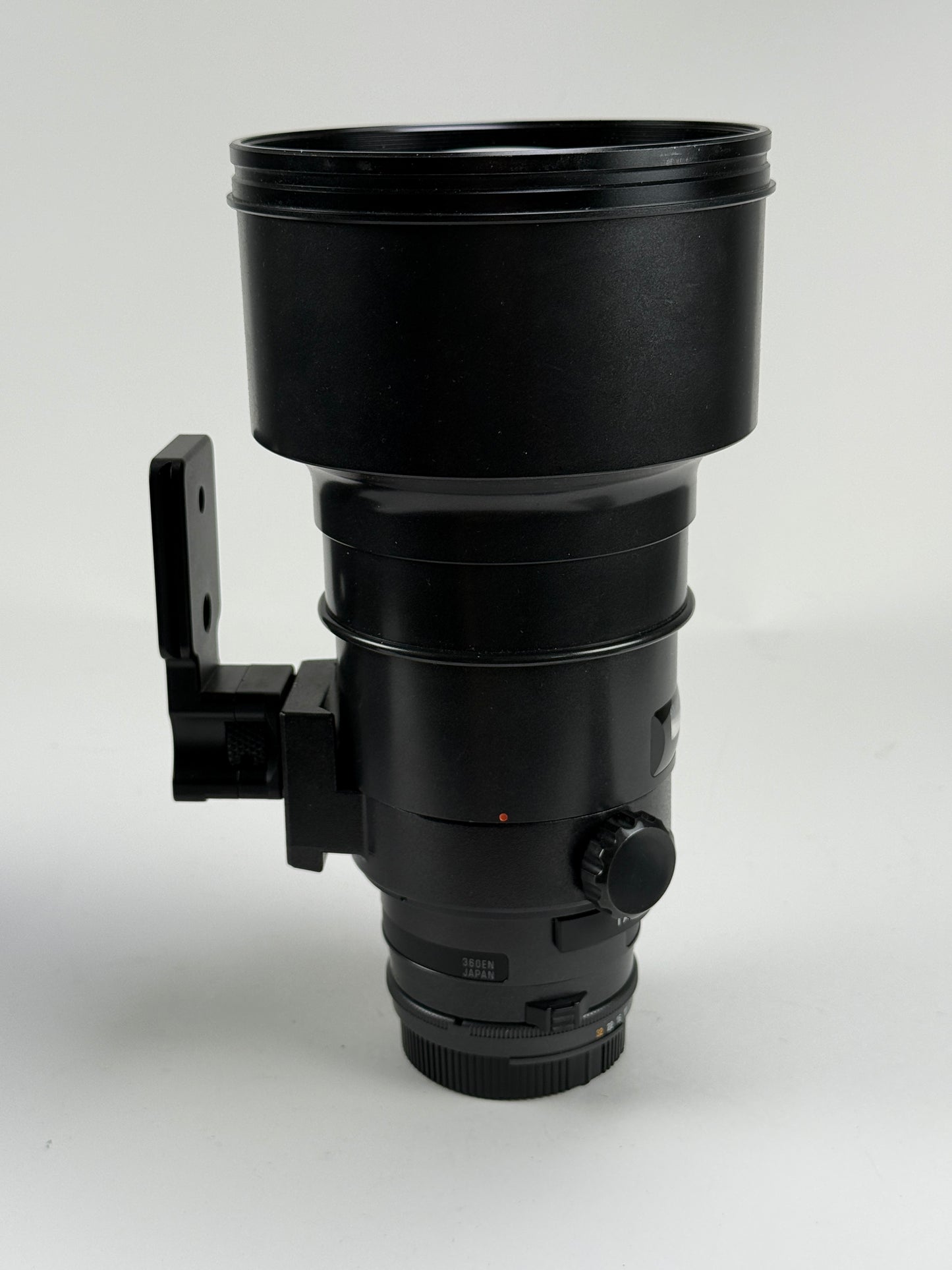Tamron SP 300mm f2.8 LD IF AF Lens (112/43, 5 Pin) for Nikon AF 1015D