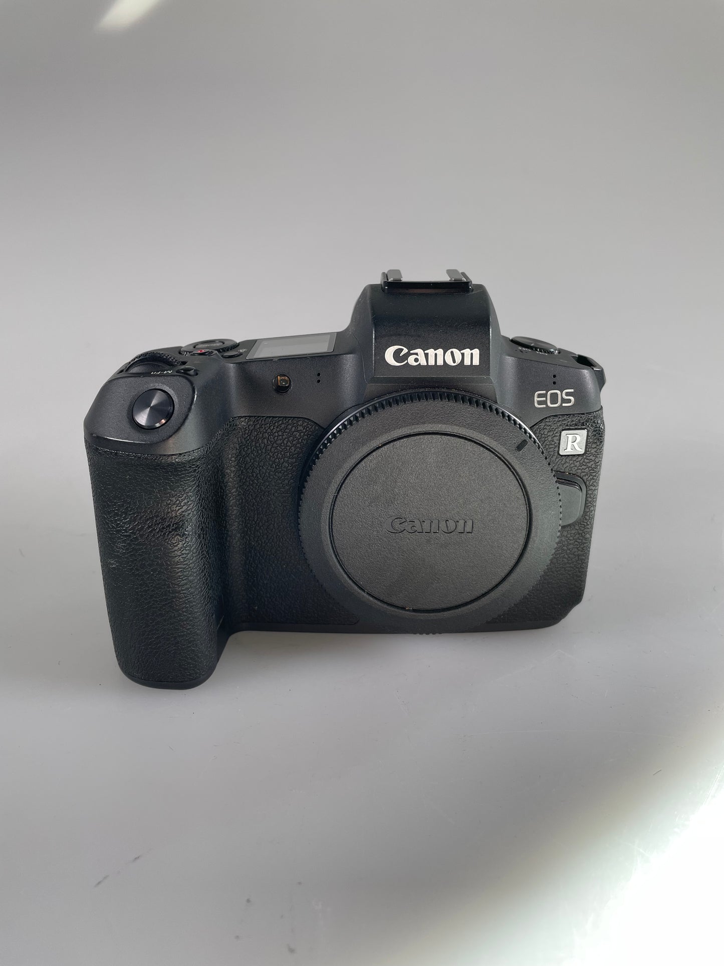 Canon EOS R 30.3MP Full Frame Mirrorless Digital Camera Body