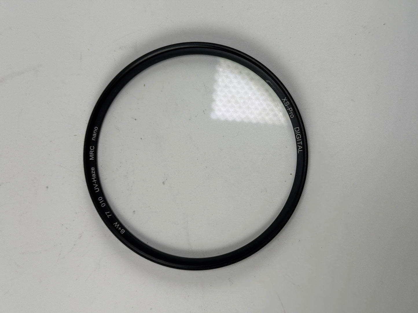 B+W 77mm 010 UV-Haze MRC NANO XS-PRO Digital Filter