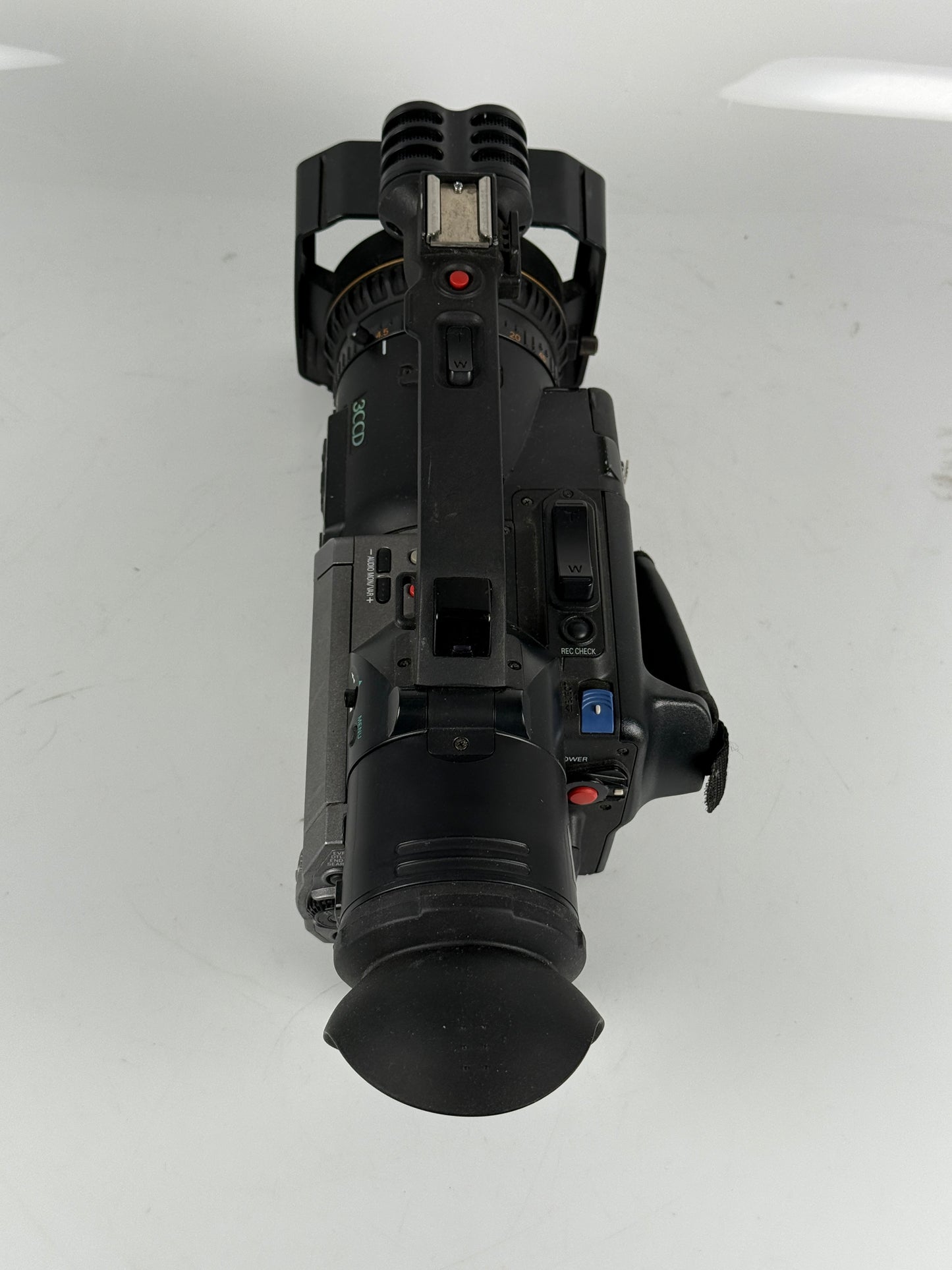 Panasonic AG-DVX100A Camcorder — 3CCD MiniDV Pro Digital Video