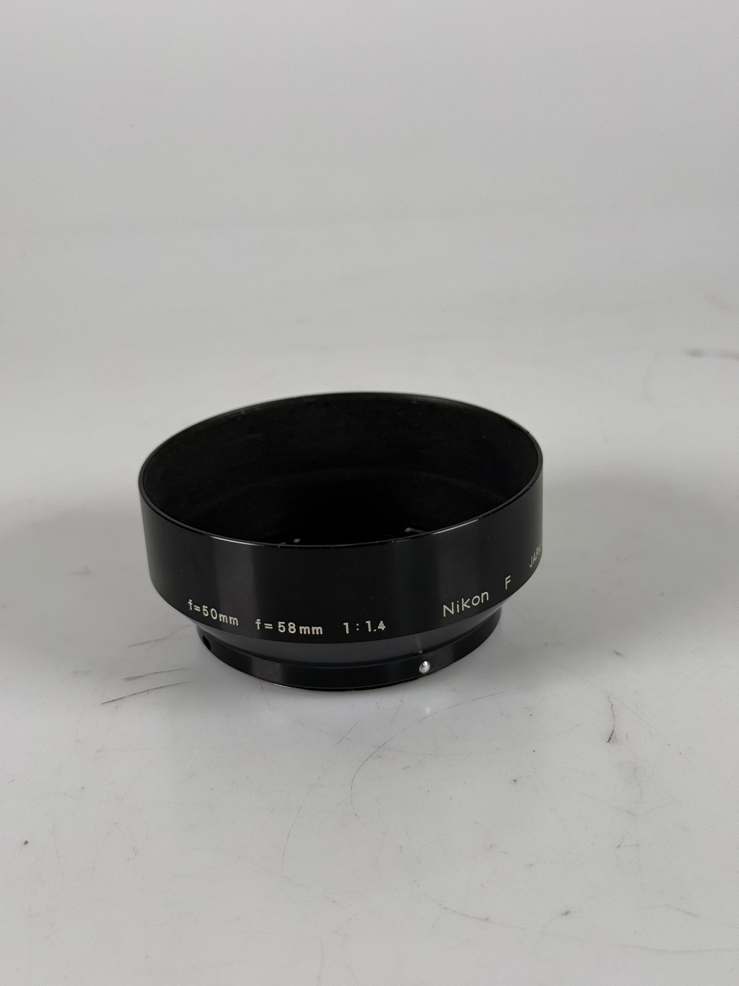 Nikon F 5.8cm 50mm 58mm f1.4 Lens Hood