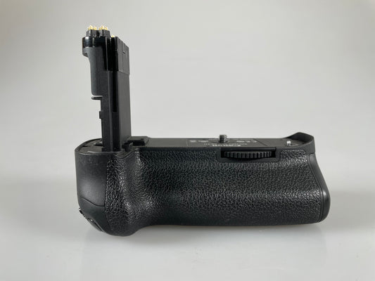 Canon BG-E11 Battery Grip for 5D Mark III, 5DS 5DSR