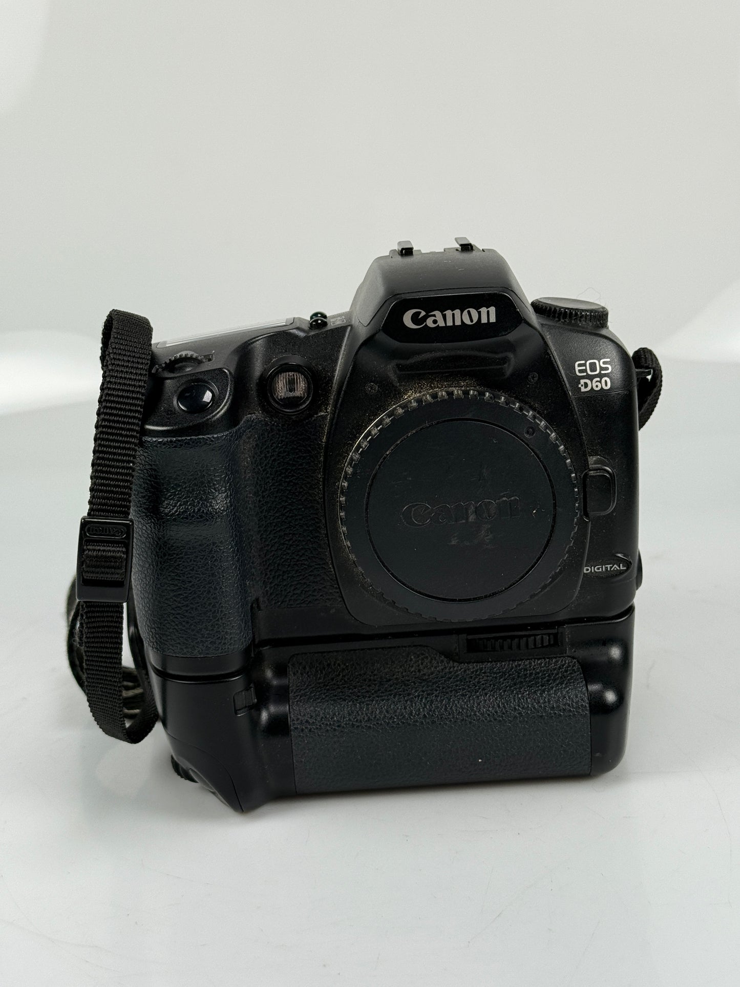 Canon EOS D60 6.3MP Digital SLR Camera Body with grip