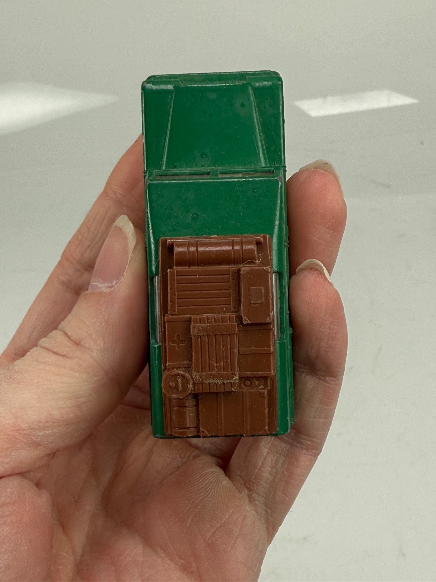 Vintage Lesney Matchbox 12c Land Rover Safari Green 1965 Regular Wheel Diecast
