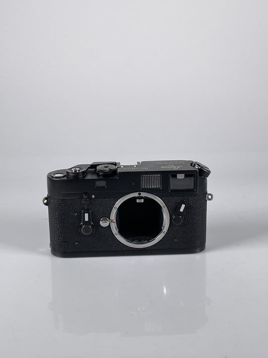 Leica M4 Black Chrome 35mm rangefinder film camera body