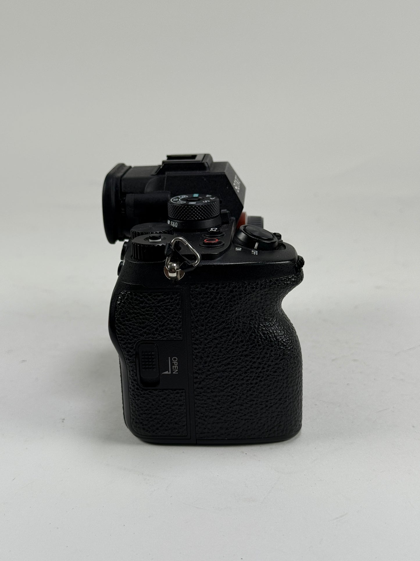 Sony a7R V 61MP Mirrorless Digital Camera - Black (Body Only)