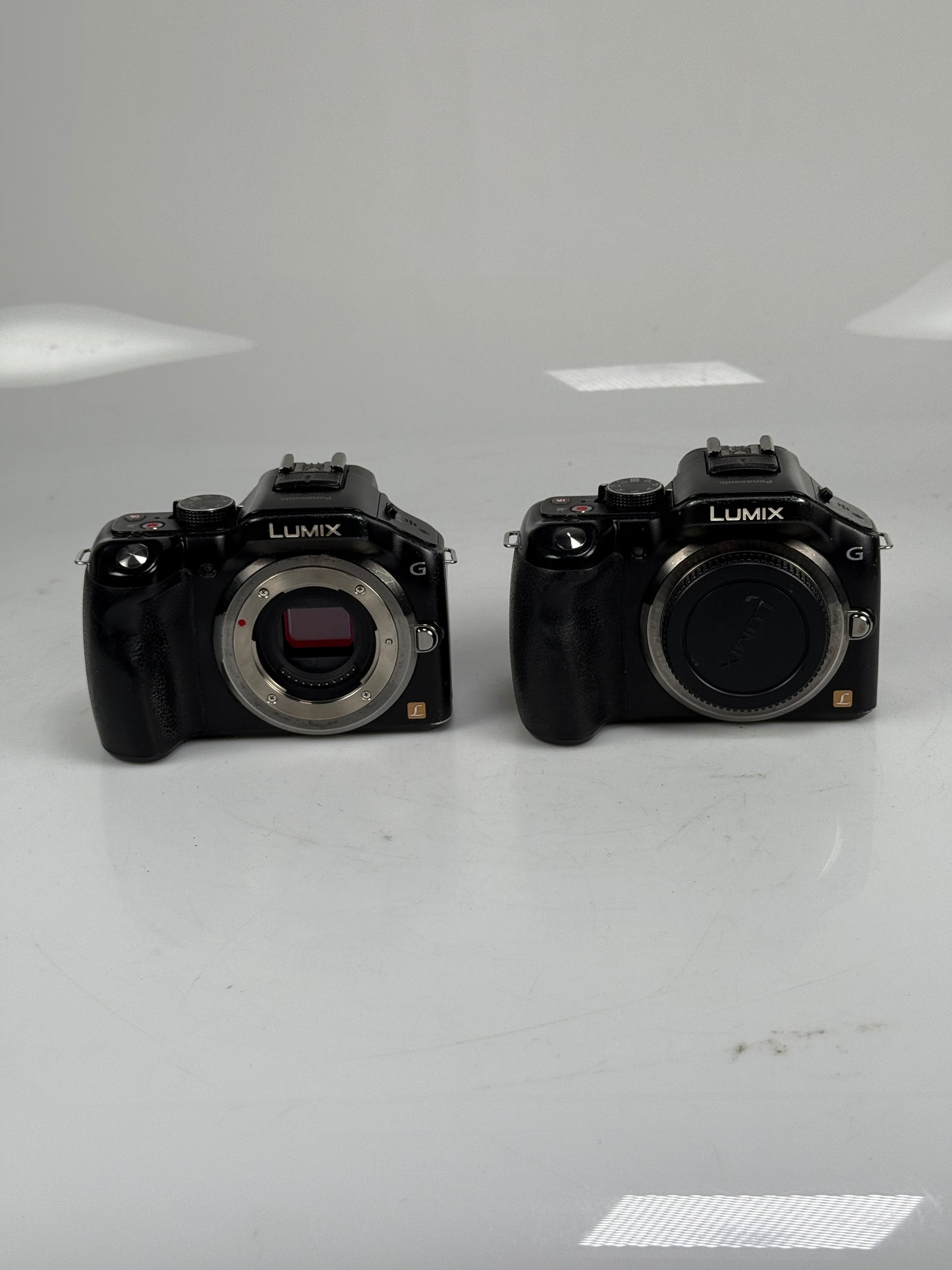 Panasonic Lumix DMC-G5 Mirrorless MFT Digital Camera Body lot of 2